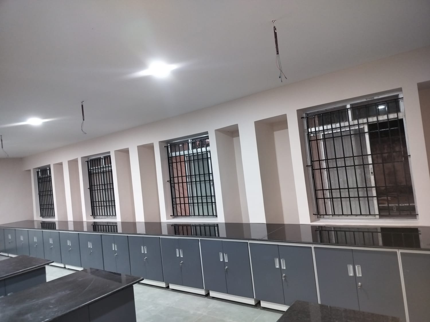 Premium Lab Furniture