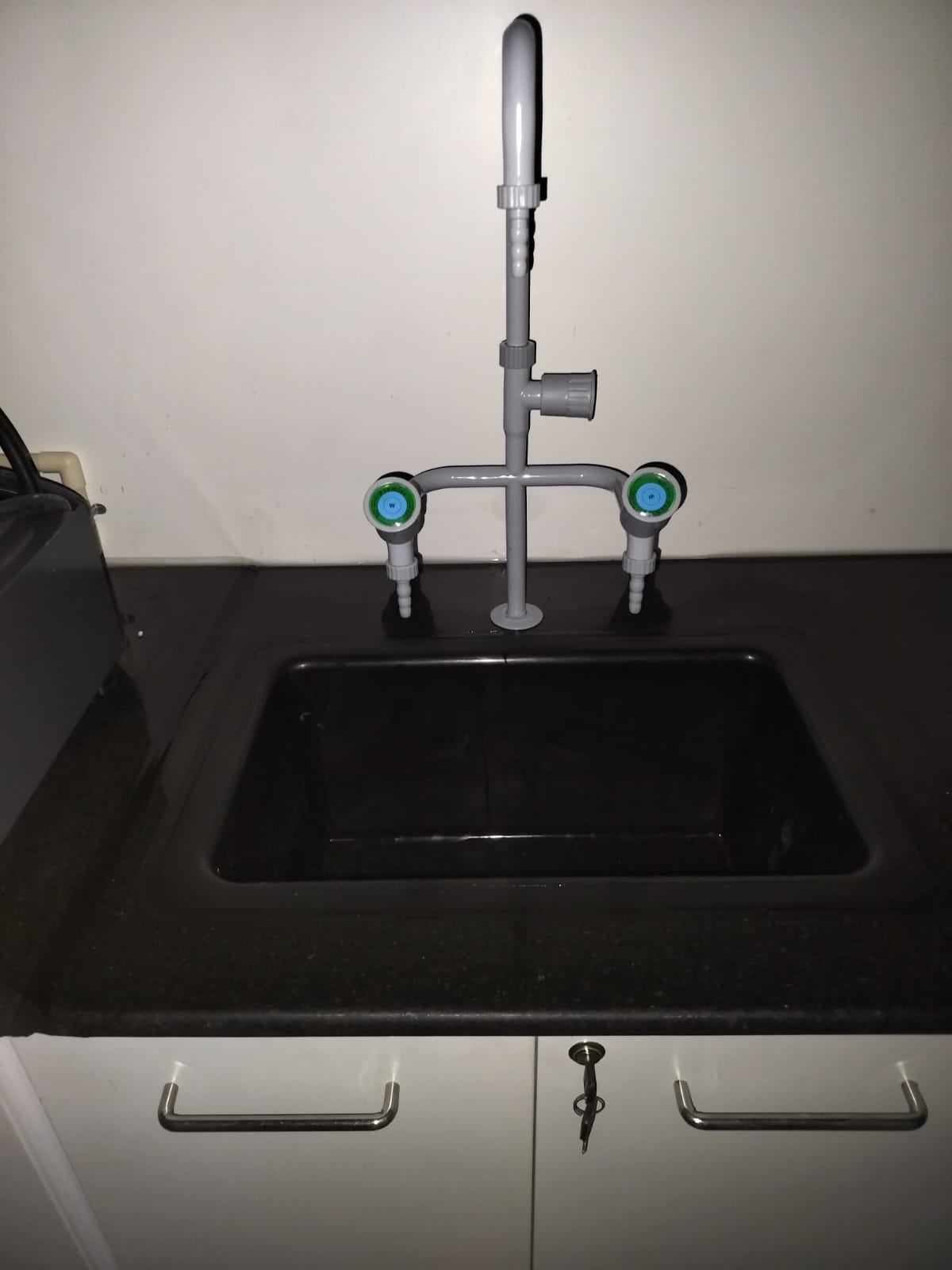 polypropylene sink for labs