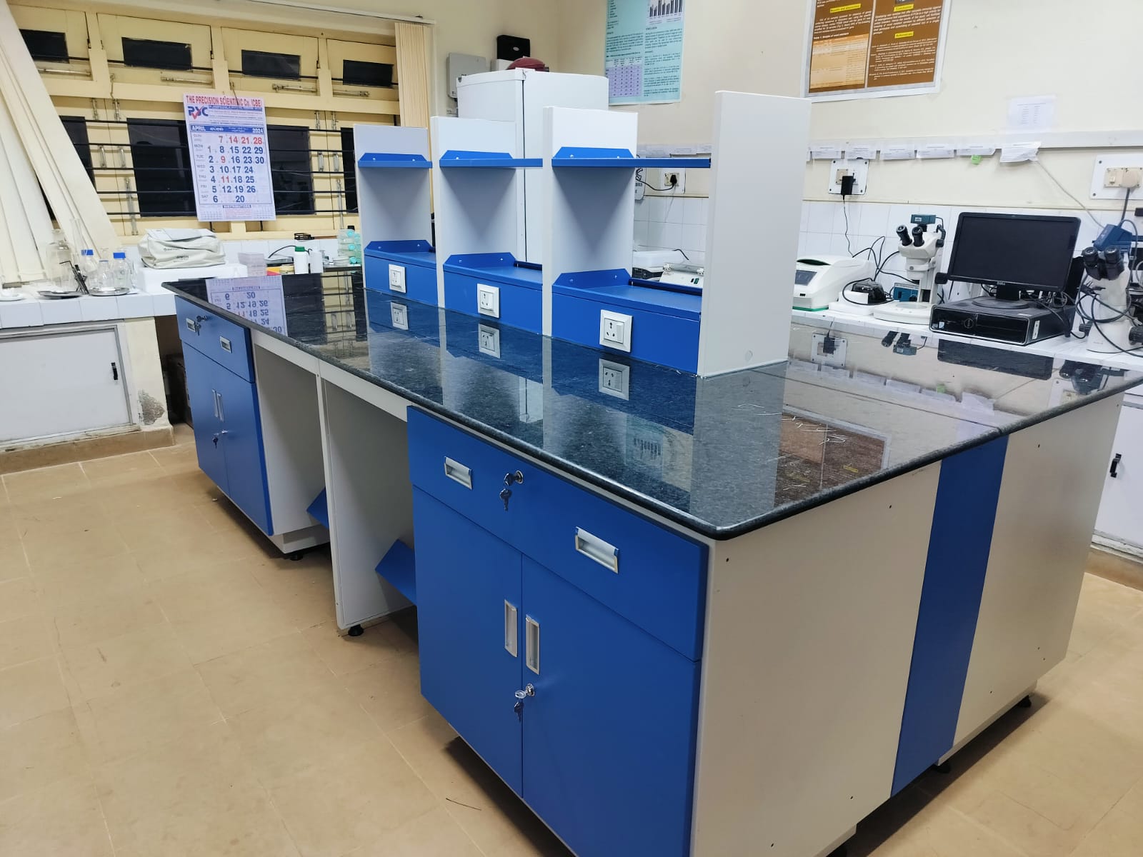 laboratory furniture for environmental labs